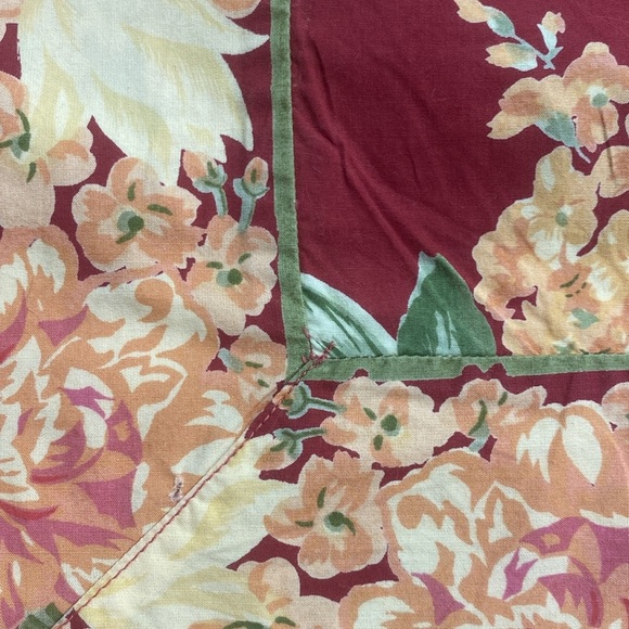 Vintage April Cornell Rectangle Tablecloth - Picture 3 of 7